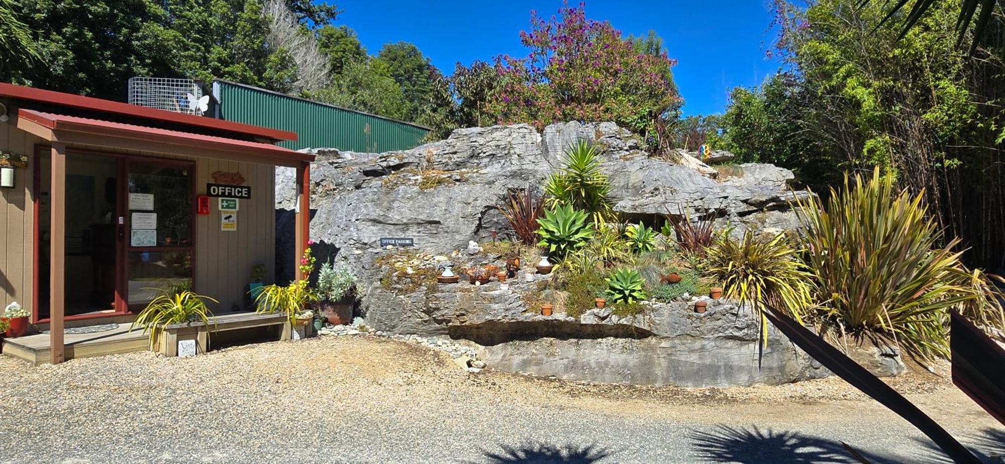 The Rocks Chalets Takaka Exteriér fotografie